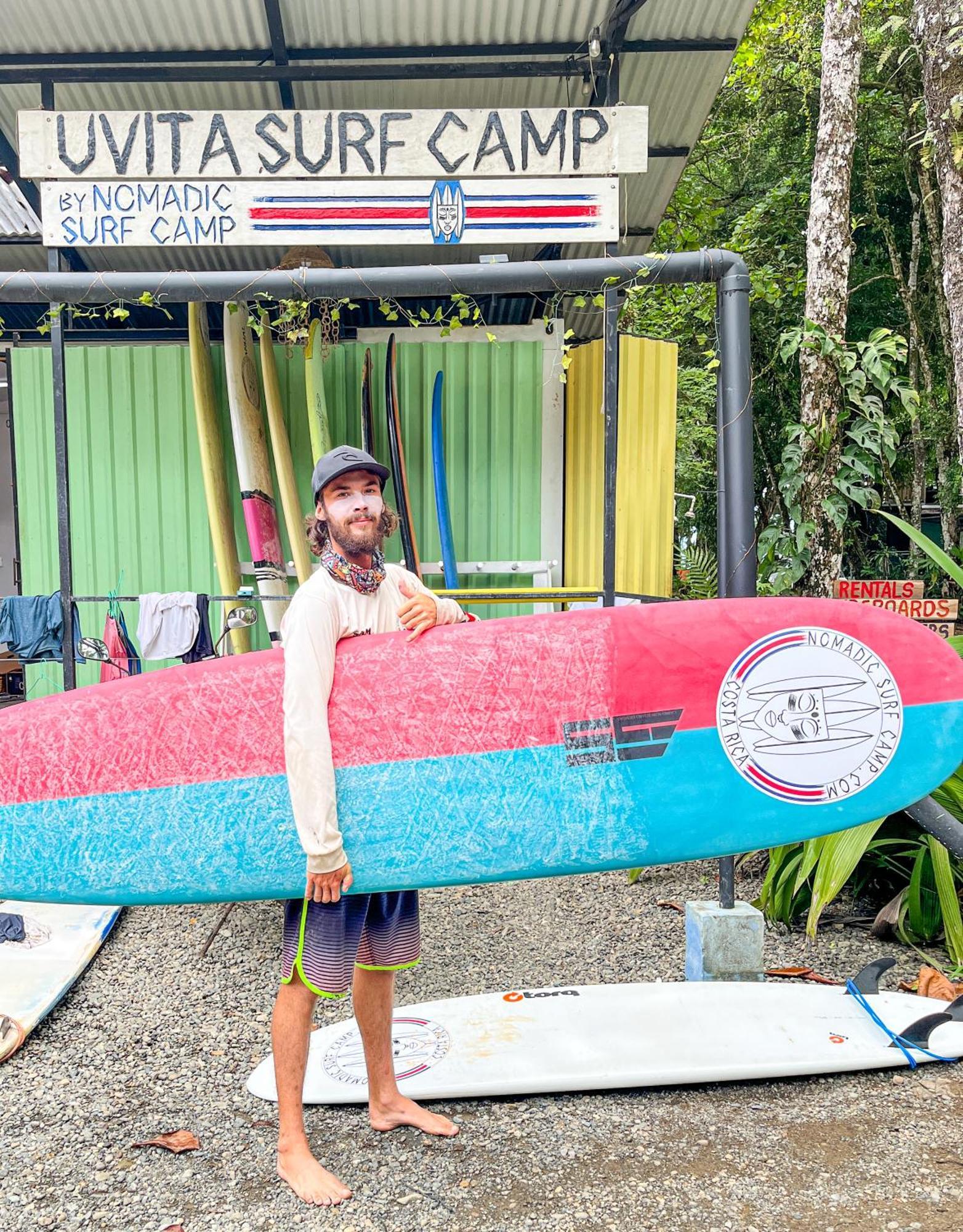 Nomadic Surf Camp Hostel Uvita Exterior photo